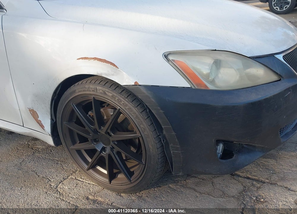 2008 LEXUS IS 250 VIN: JTHBK262385069852