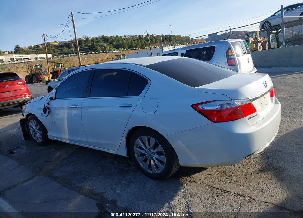 2015 HONDA ACCORD EX VIN: 1HGCR2F71FA268496