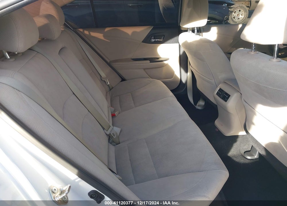 2015 HONDA ACCORD EX VIN: 1HGCR2F71FA268496