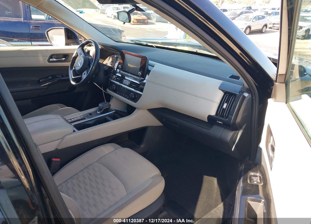 2022 NISSAN PATHFINDER SV 2WD VIN: 5N1DR3BA5NC248535