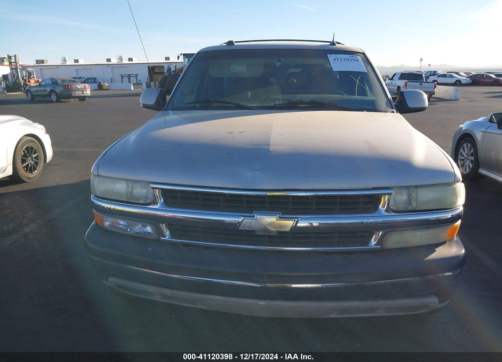 2004 CHEVROLET SUBURBAN 1500 LT VIN: 3GNEC16T84G184360