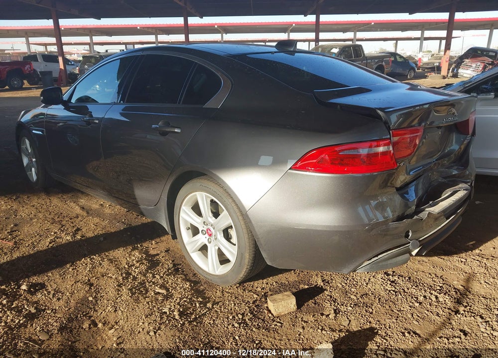 2018 JAGUAR XE 25T PREMIUM VIN: SAJAJ4FX4JCP29360