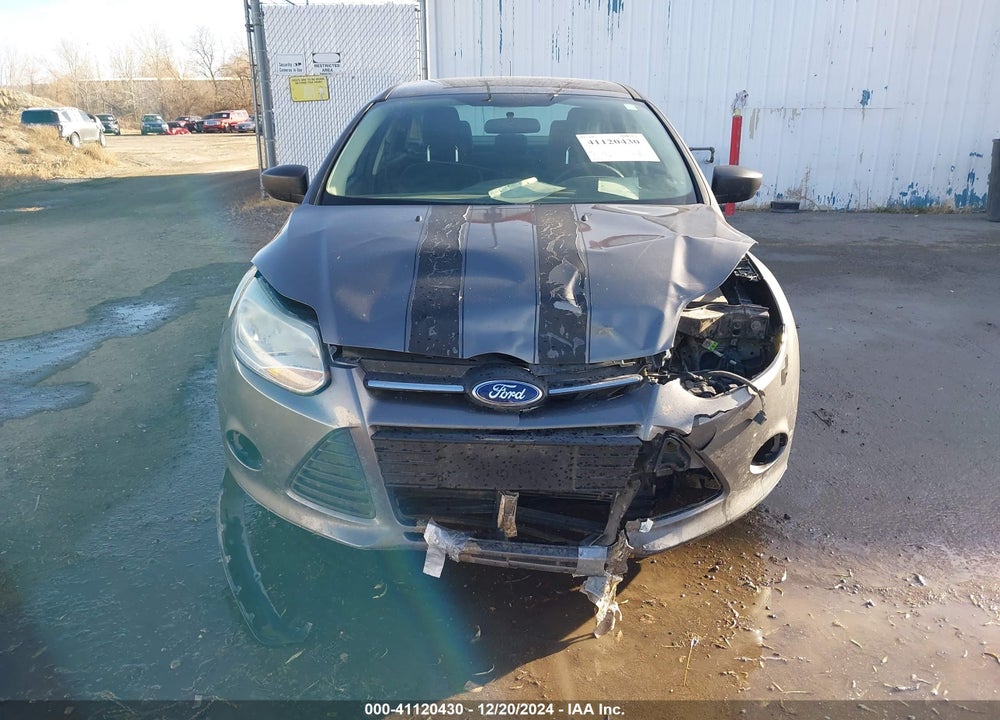 2014 FORD FOCUS VIN: 1FADP3E24EL418503