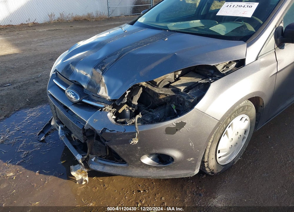 2014 FORD FOCUS VIN: 1FADP3E24EL418503