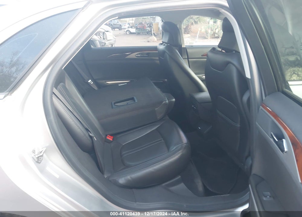 2014 LINCOLN MKZ HYBRID VIN: 3LN6L2LU1ER803768