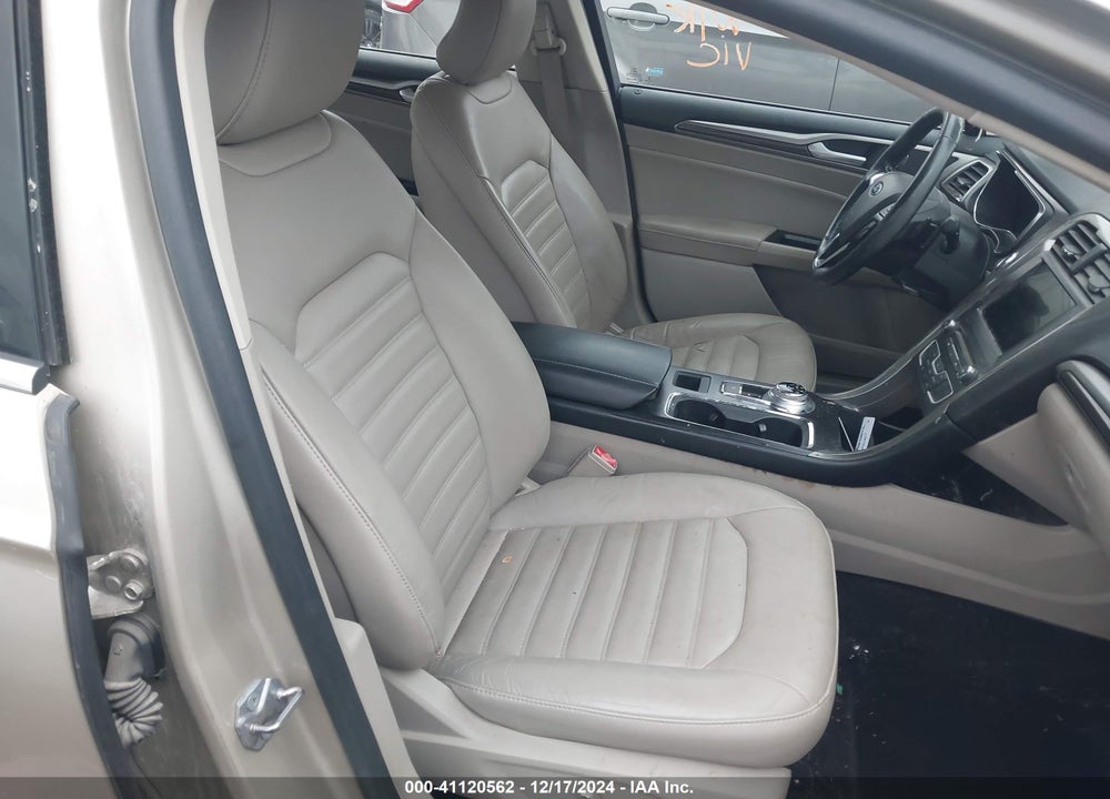 2017 FORD FUSION SE VIN: 3FA6P0T99HR302940