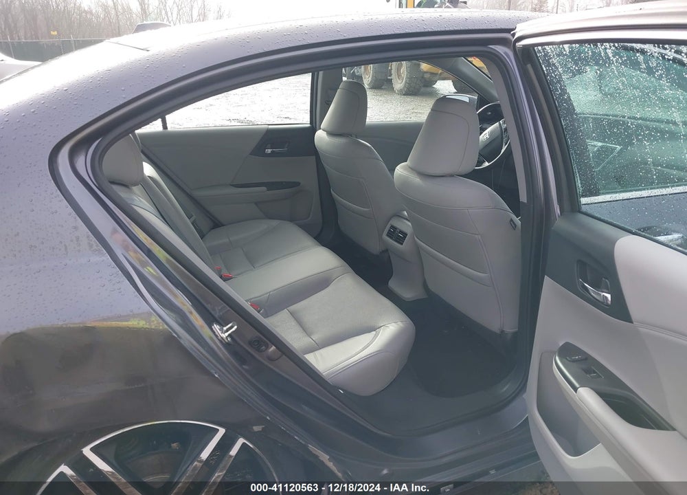 2016 HONDA ACCORD VIN: 1HGCR3F91GA016417