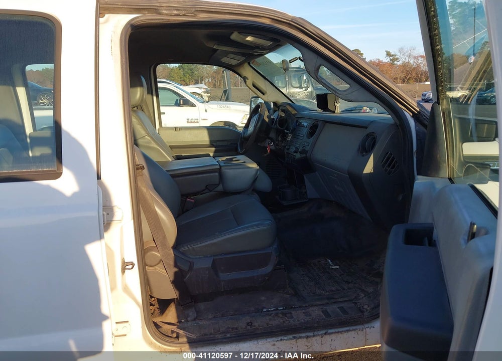 2013 FORD F-250 XL VIN: 1FT7W2A69DEA64459