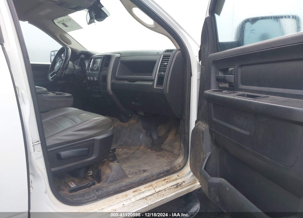 2016 RAM 2500 VIN: 3C6TR4CT6GG243129