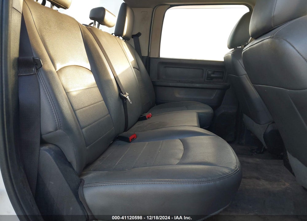 2016 RAM 2500 VIN: 3C6TR4CT6GG243129