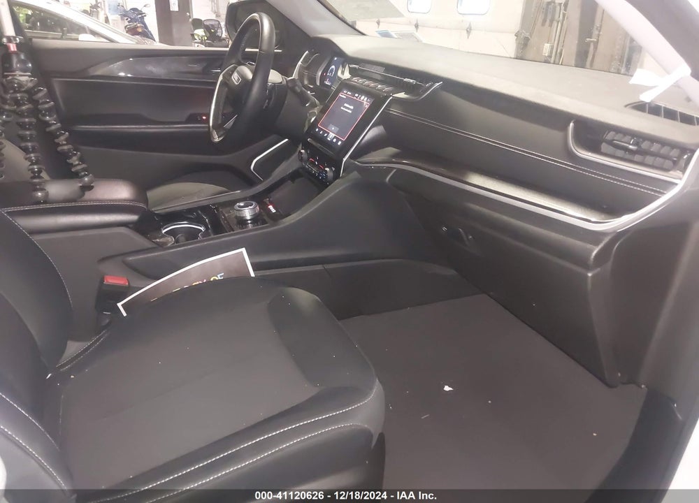 2022 JEEP GRAND CHEROKEE L LAREDO 4X4 VIN: 1C4RJKAG7N8542572