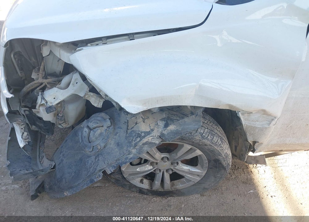 2014 CHEVROLET EQUINOX VIN: 1GNALAEK8EZ116200