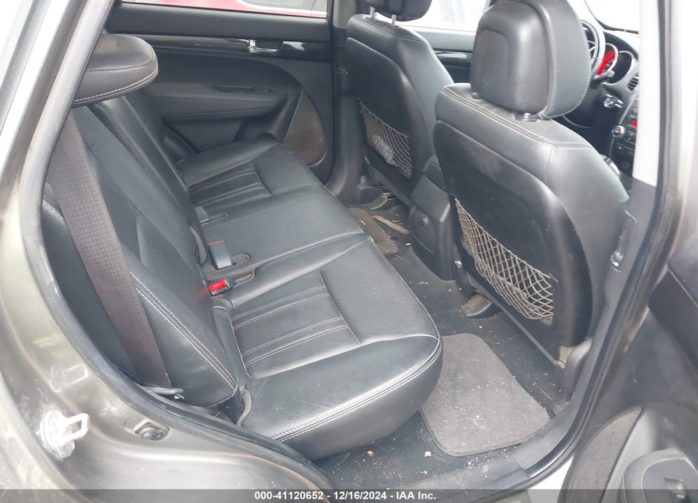 2012 KIA SORENTO SX V6 VIN: 5XYKWDA29CG242086