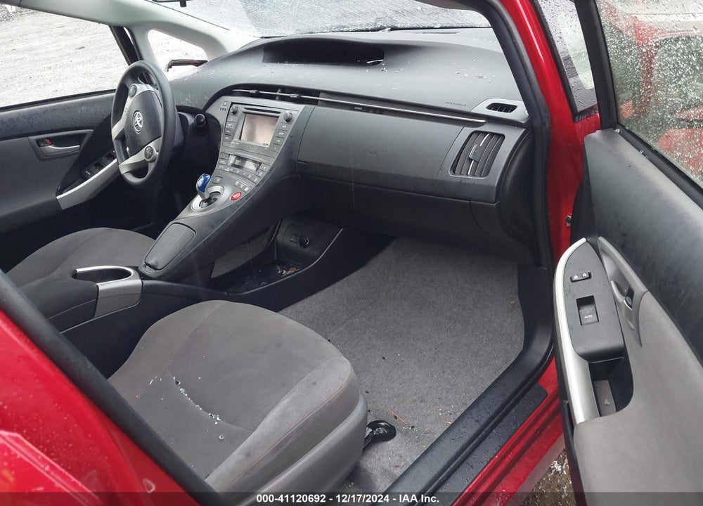 2015 TOYOTA PRIUS VIN: JTDKN3DU2F1896846