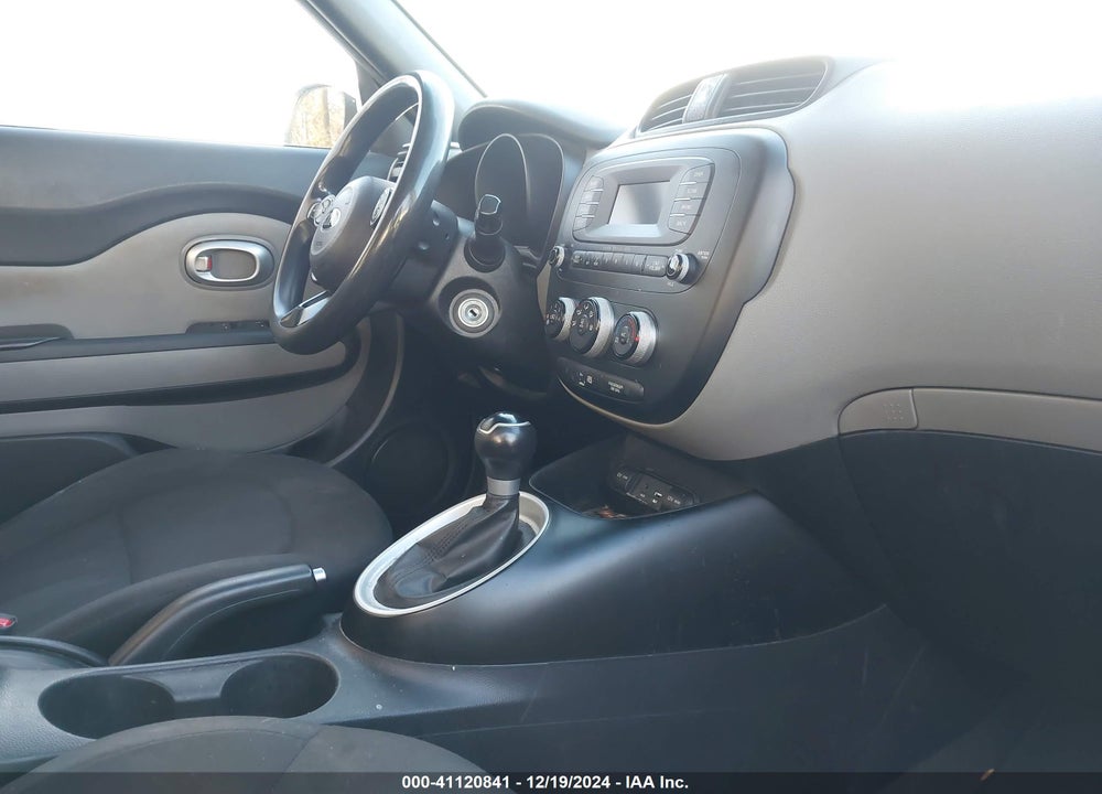 2015 KIA SOUL VIN: KNDJN2A24F7227290