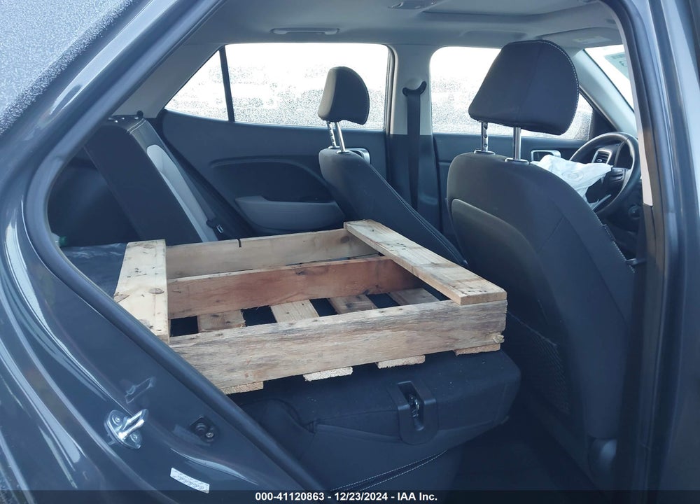 2023 HYUNDAI VENUE SEL VIN: KMHRC8A30PU264193