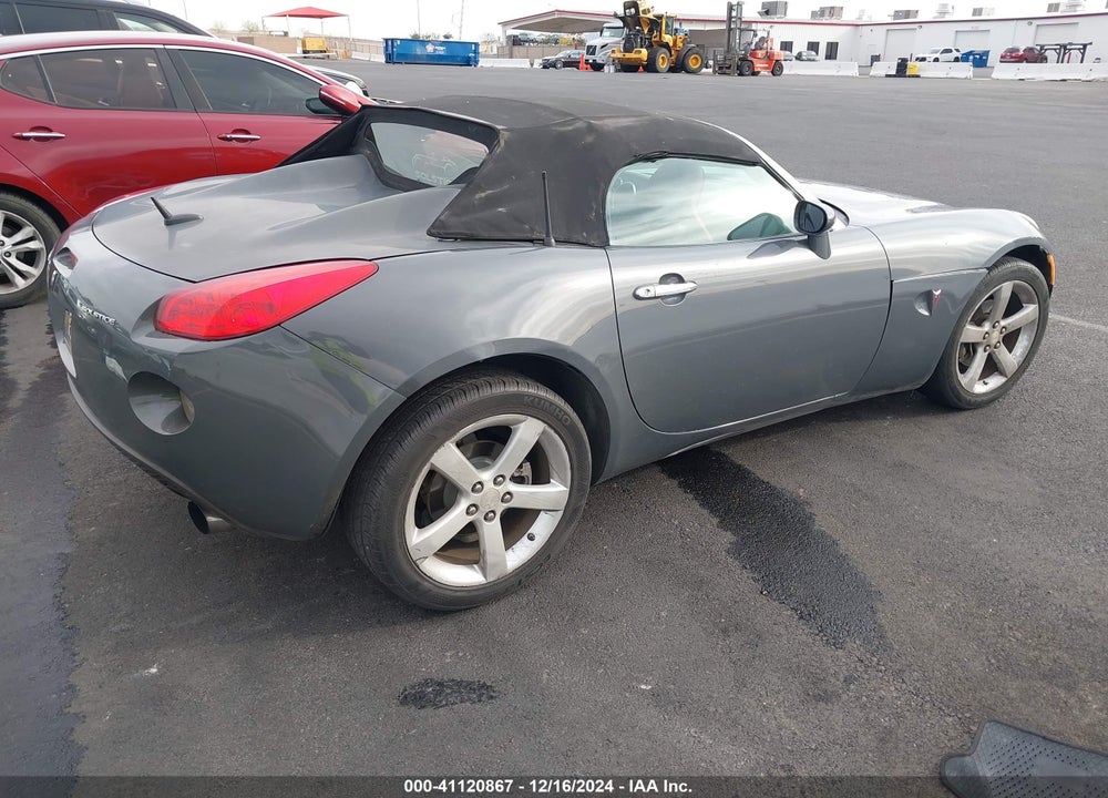 2008 PONTIAC SOLSTICE VIN: 1G2MB35B48Y128850