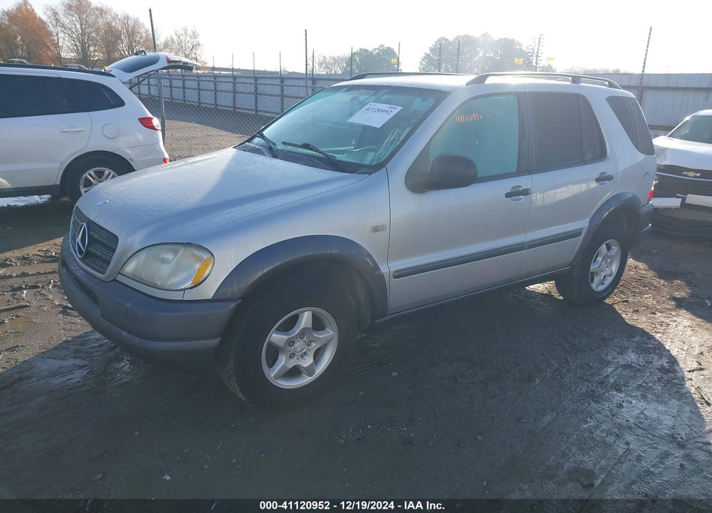 1999 MERCEDES-BENZ ML 320 VIN: 4JGAB54E8XA054566