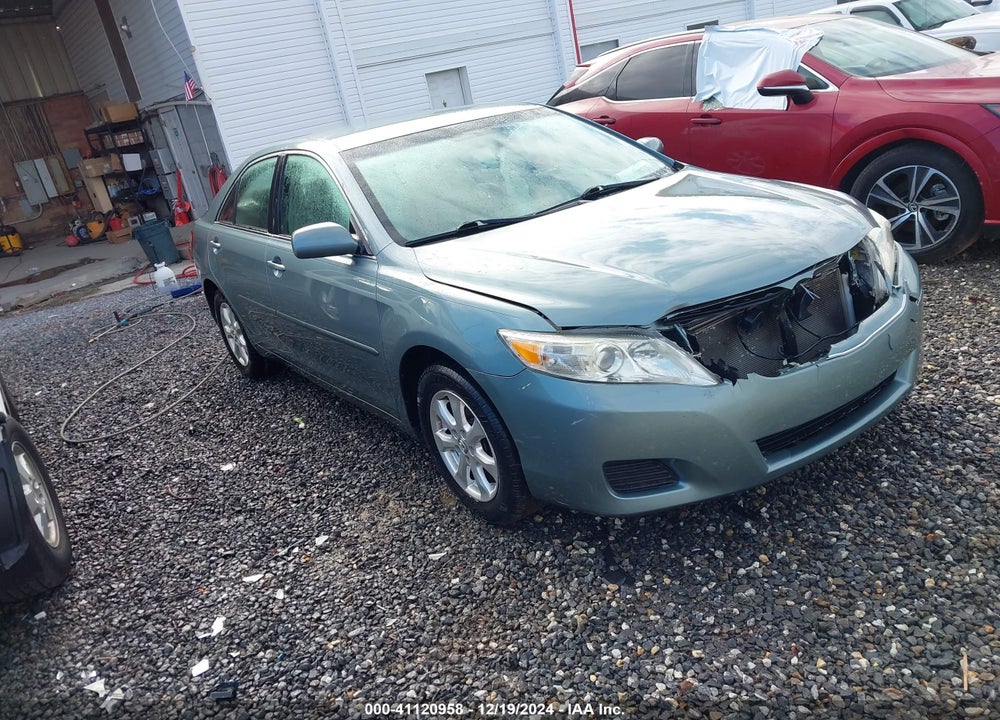 2011 TOYOTA CAMRY LE VIN: 4T1BF3EK8BU594962