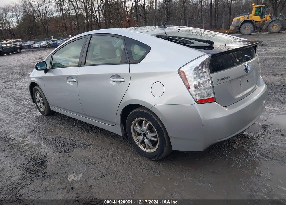 2010 TOYOTA PRIUS III VIN: JTDKN3DUXA5221019
