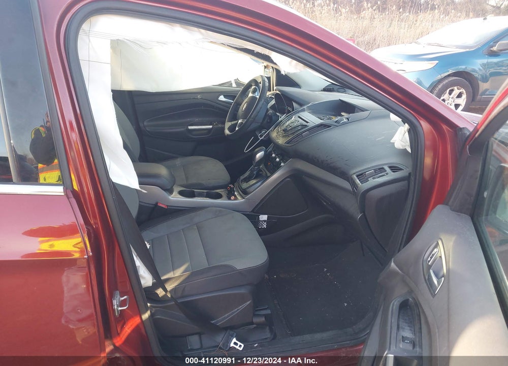 2015 FORD ESCAPE SE VIN: 1FMCU9GX1FUB26485