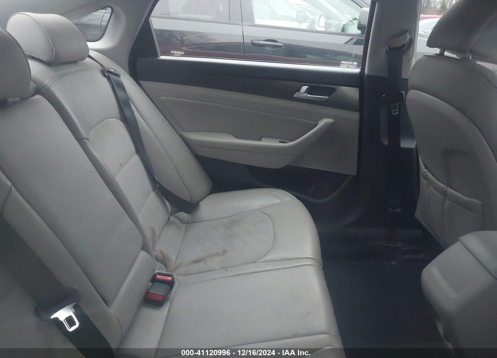 2015 HYUNDAI SONATA SPORT VIN: 5NPE34AF1FH068598