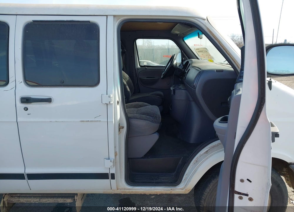 1999 DODGE RAM WAGON 3500 VIN: 2B5WB35Z4XK552227