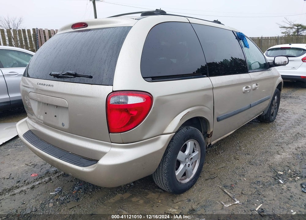 2005 DODGE CARAVAN SXT VIN: 1D4GP45R15B337185