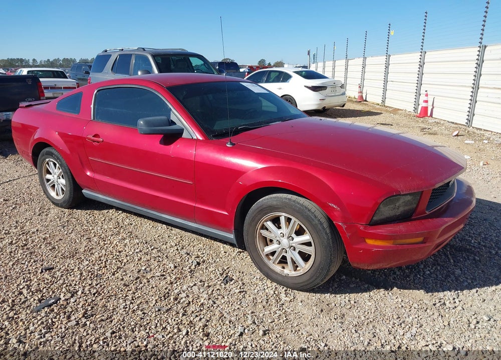 2008 FORD MUSTANG V6 DELUXE/V6 PREMIUM VIN: 1ZVHT80N885175127