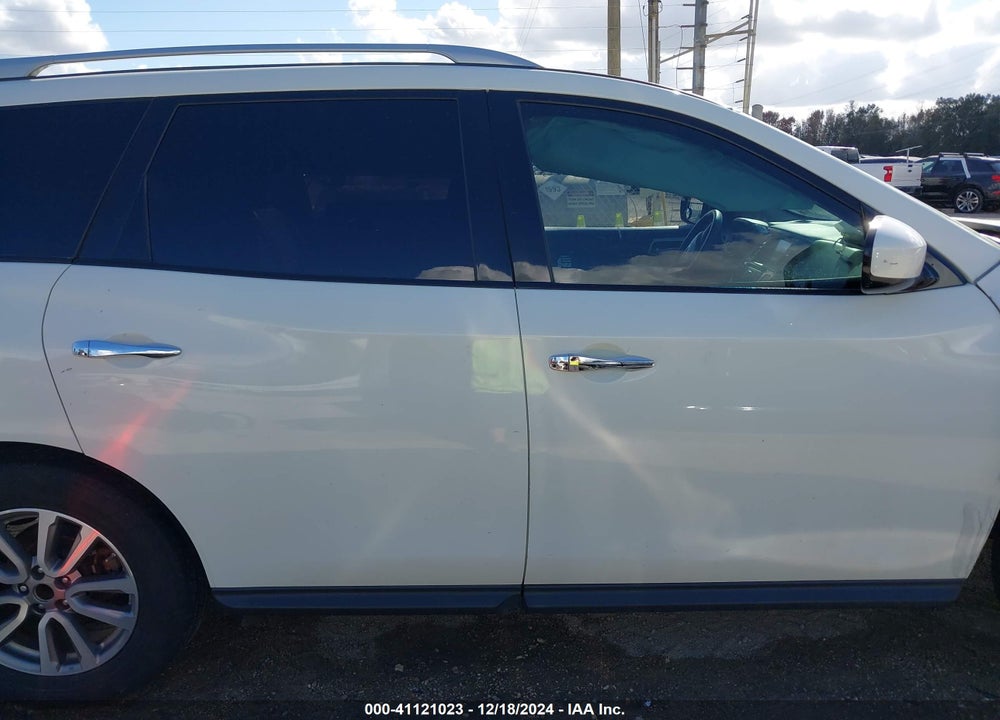 2015 NISSAN PATHFINDER S VIN: 5N1AR2MN7FC695429