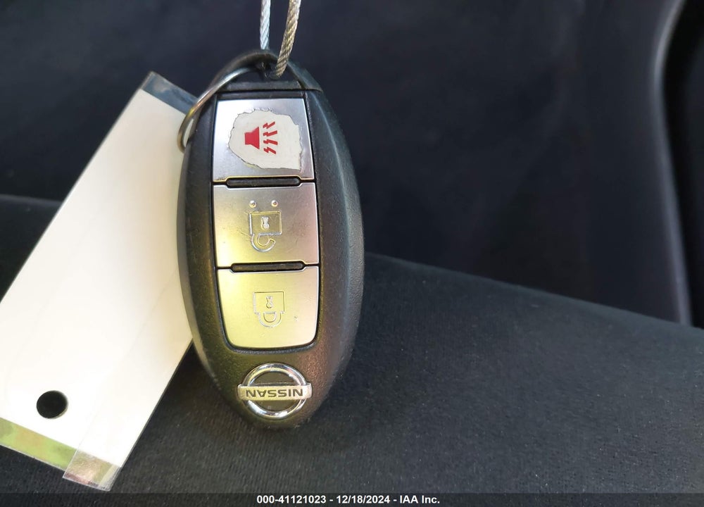 2015 NISSAN PATHFINDER S VIN: 5N1AR2MN7FC695429