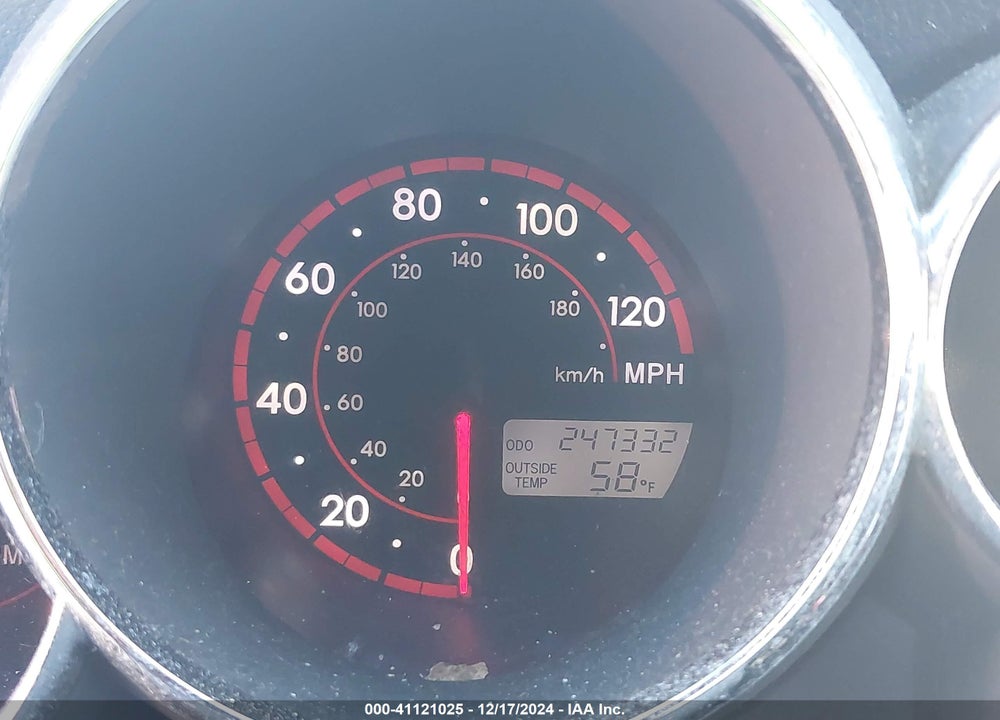 2005 TOYOTA MATRIX VIN: 2T1KR32E75C391816
