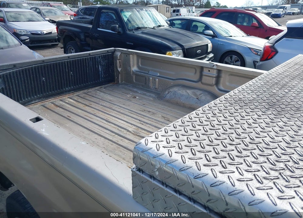 2004 TOYOTA TUNDRA VIN: 5TBJN32154S448386