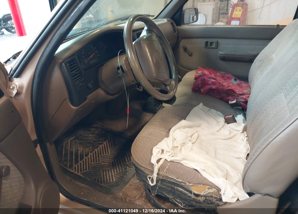 1997 TOYOTA TACOMA BASE (M5) VIN: 4TANL42N7VZ254042