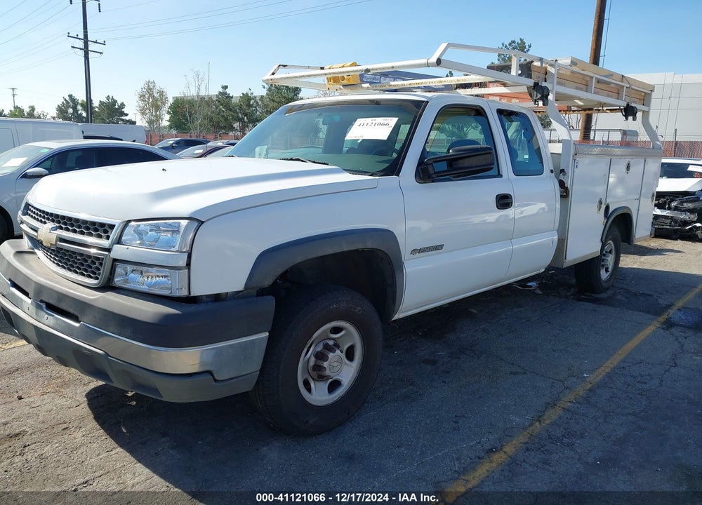 2005 CHEVROLET SILVERADO 2500HD WORK TRUCK VIN: 1GBHC29U65E278976