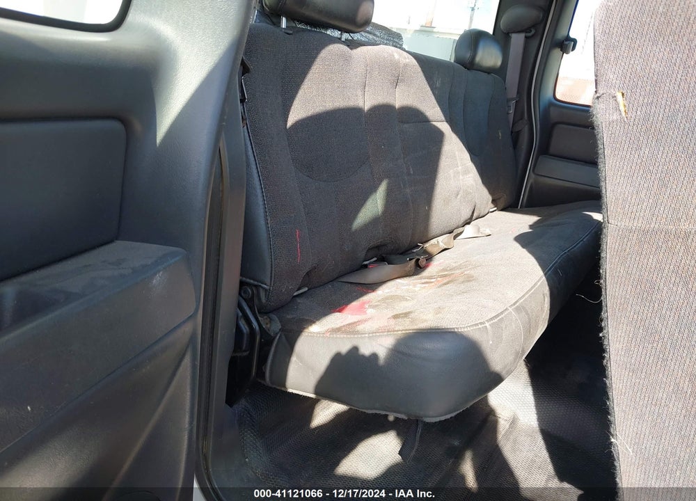 2005 CHEVROLET SILVERADO 2500HD WORK TRUCK VIN: 1GBHC29U65E278976