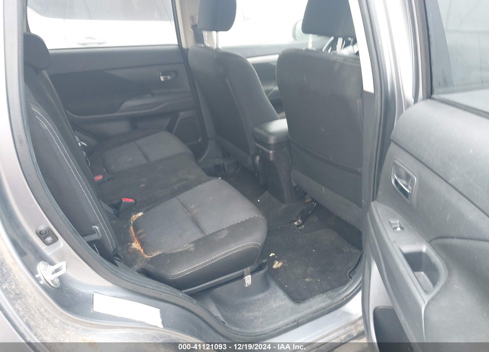 2016 MITSUBISHI OUTLANDER SE VIN: JA4AD3A34GZ011652