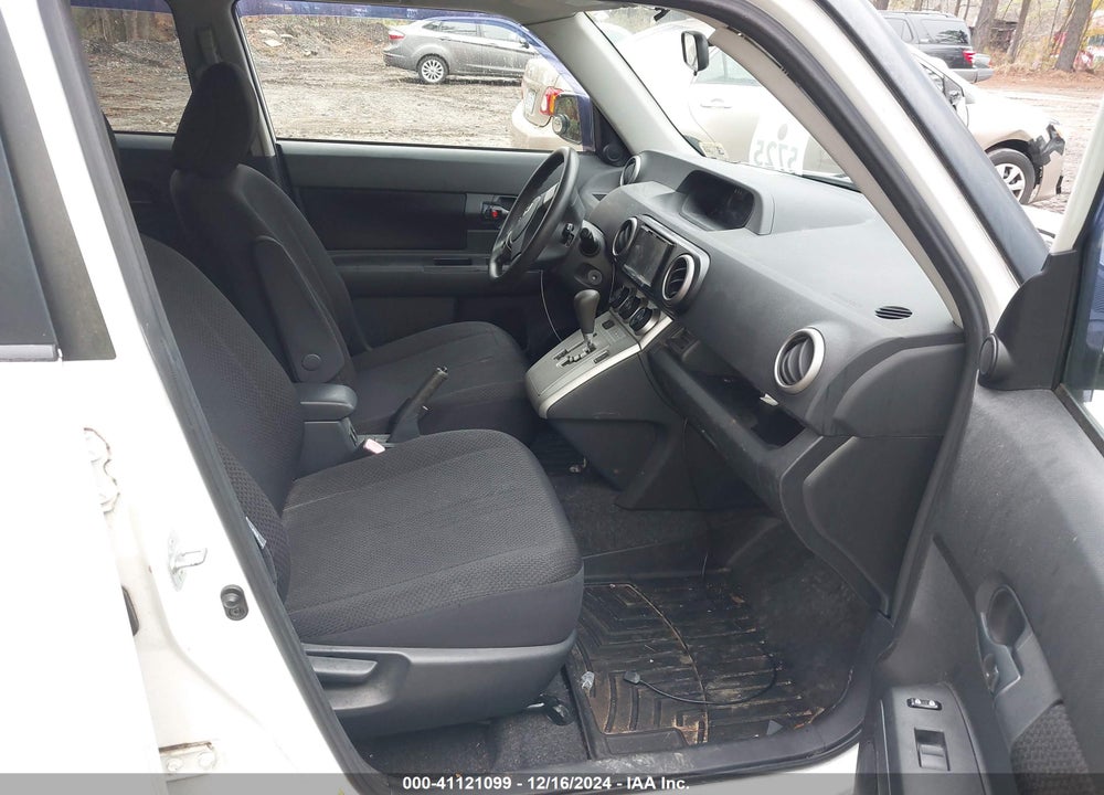 2009 SCION XB VIN: JTLKE50E791081626