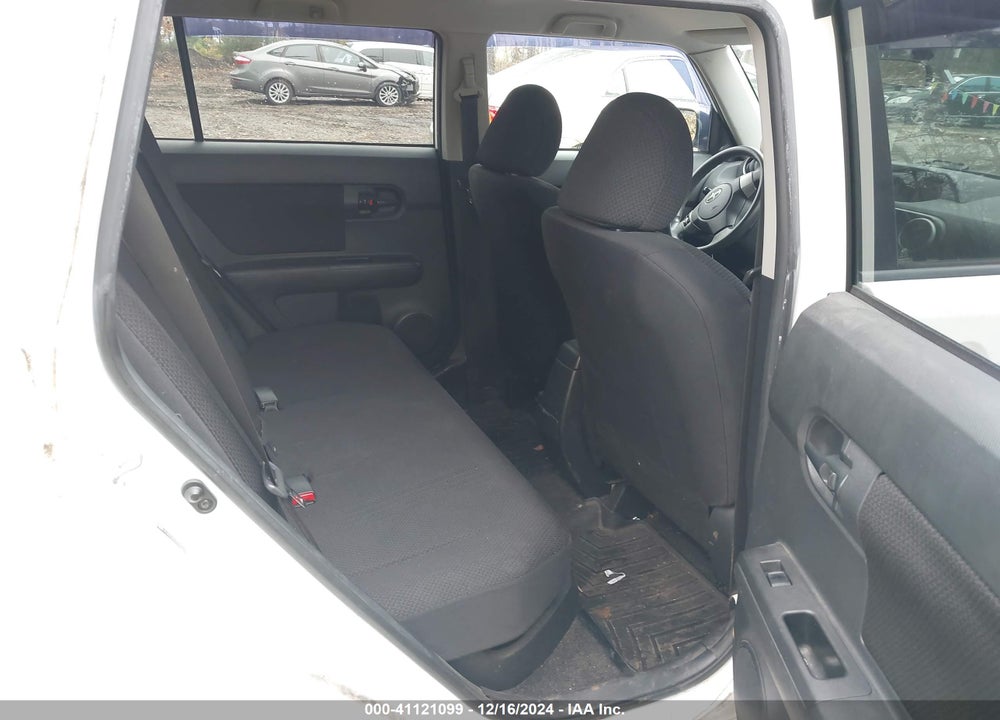 2009 SCION XB VIN: JTLKE50E791081626