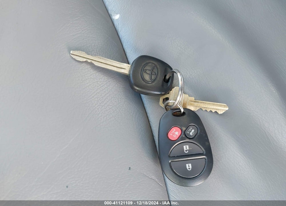 2006 TOYOTA AVALON XL VIN: 4T1BK36B96U127808