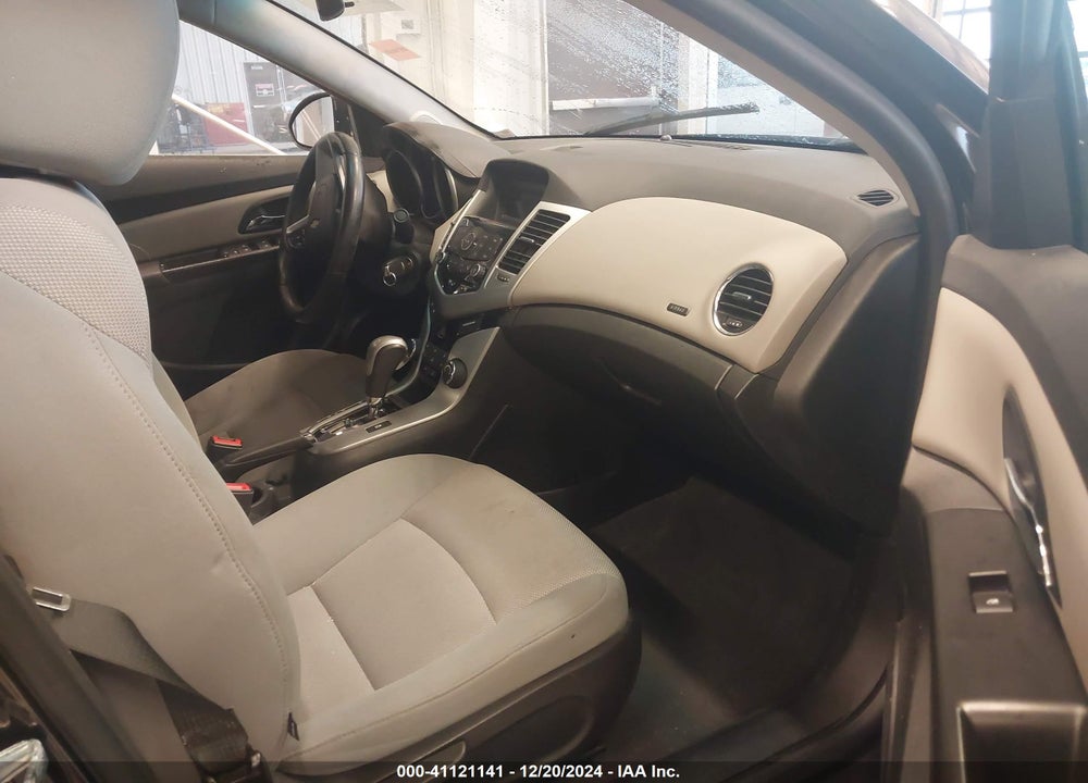 2014 CHEVROLET CRUZE 1LT AUTO VIN: 1G1PC5SB0E7386881