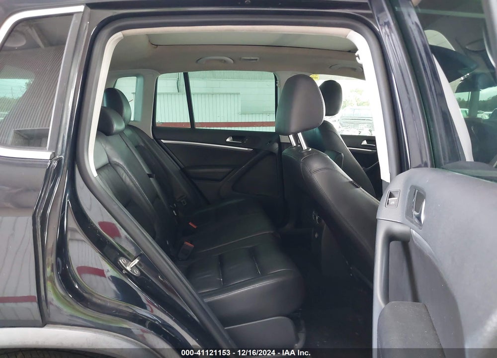 2013 VOLKSWAGEN TIGUAN SEL VIN: WVGBV7AX7DW523223
