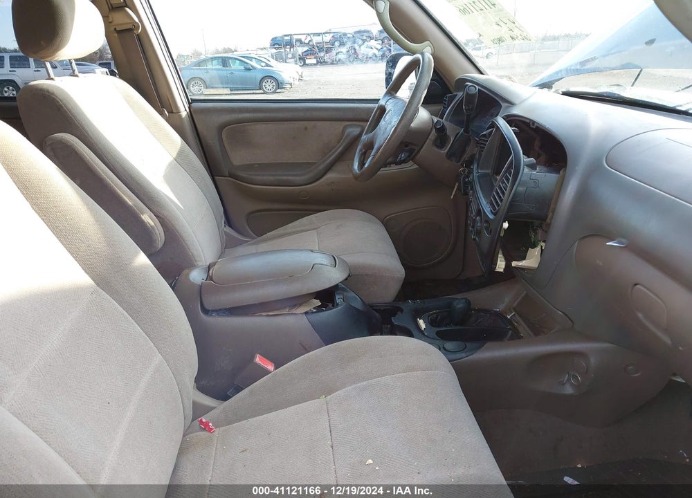2001 TOYOTA SEQUOIA SR5 V8 VIN: 5TDBT44A01S047232