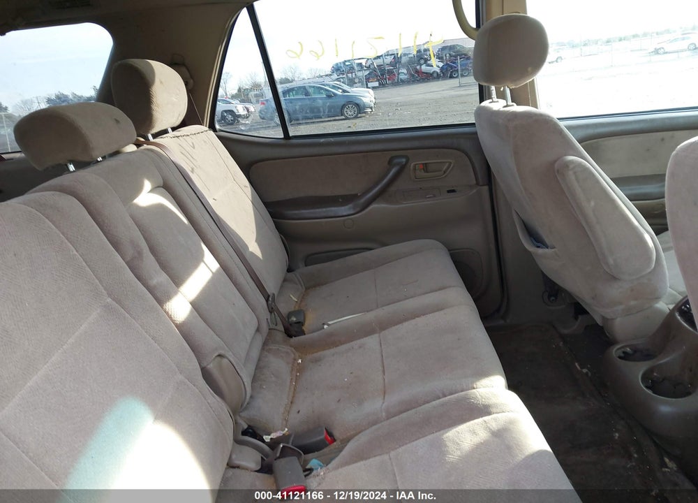 2001 TOYOTA SEQUOIA SR5 V8 VIN: 5TDBT44A01S047232