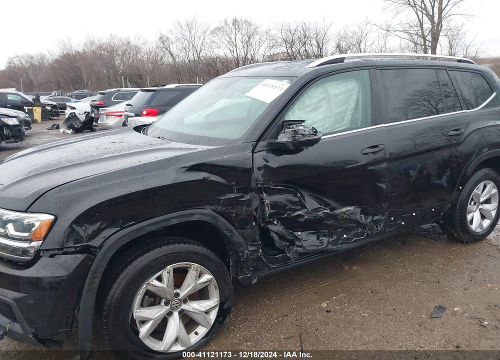2018 VOLKSWAGEN ATLAS 3.6L V6 SE VIN: 1V2KR2CA4JC511725