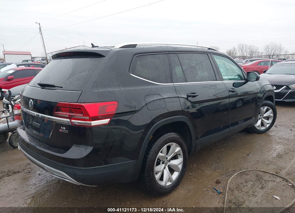 2018 VOLKSWAGEN ATLAS 3.6L V6 SE VIN: 1V2KR2CA4JC511725