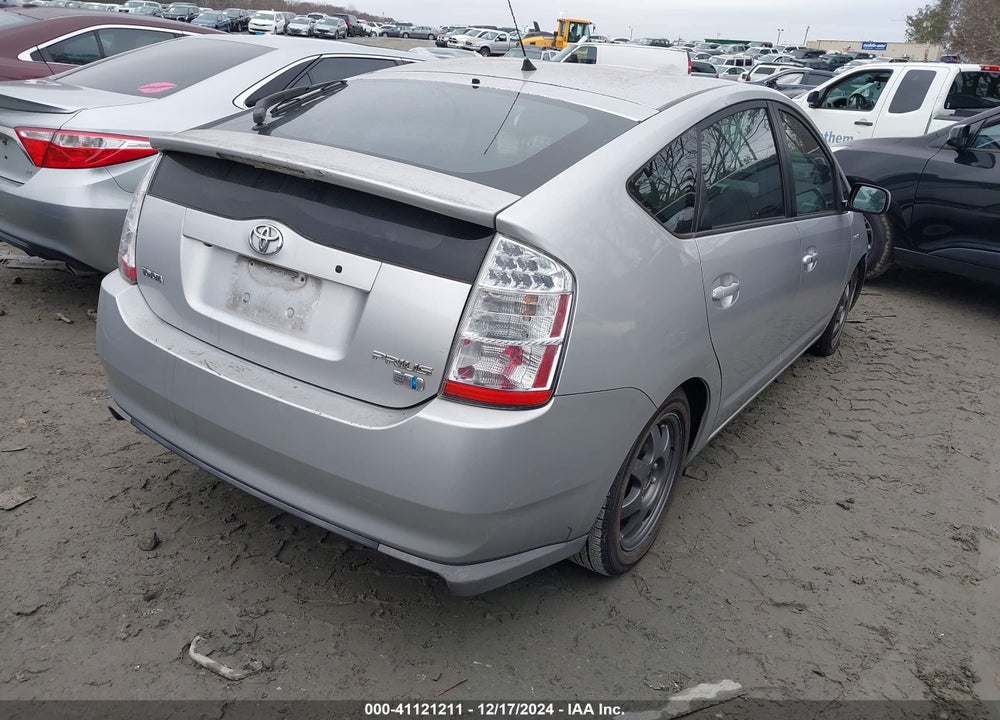 2008 TOYOTA PRIUS TOURING VIN: JTDKB20U583368878