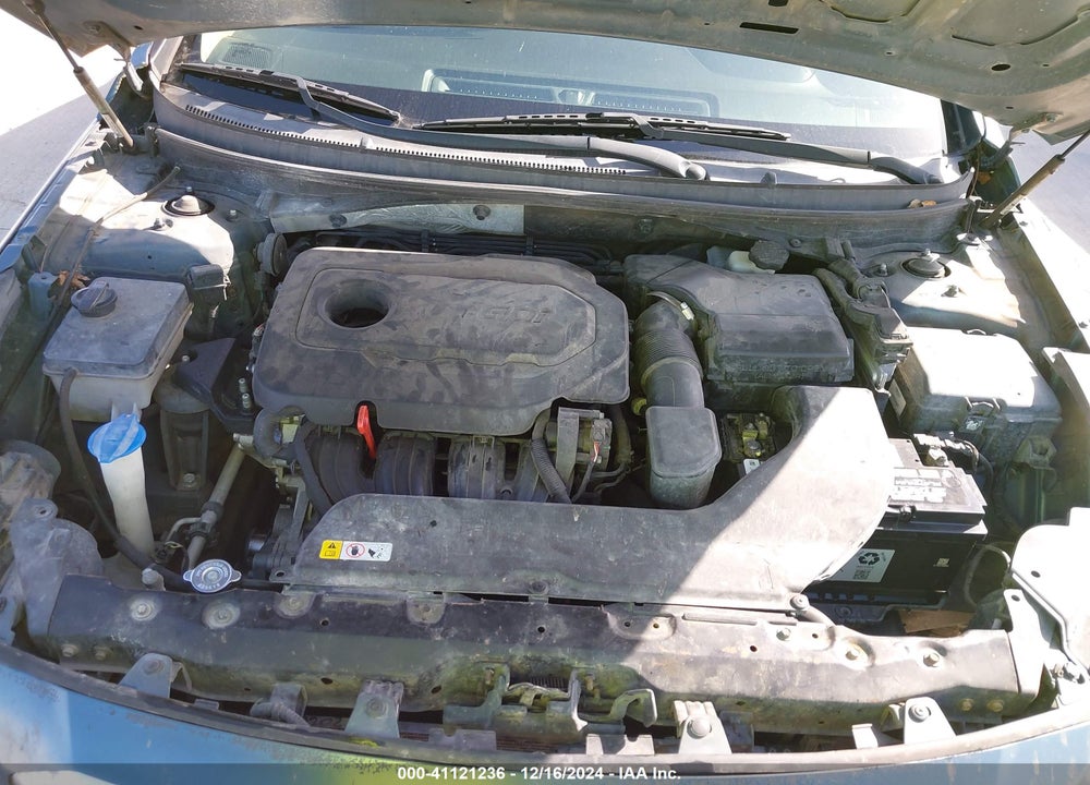2016 HYUNDAI SONATA SE VIN: 5NPE24AFXGH306873