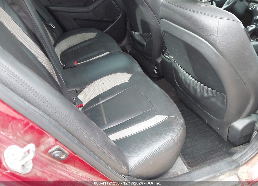 2011 KIA OPTIMA SX VIN: KNAGR4A67B5147840