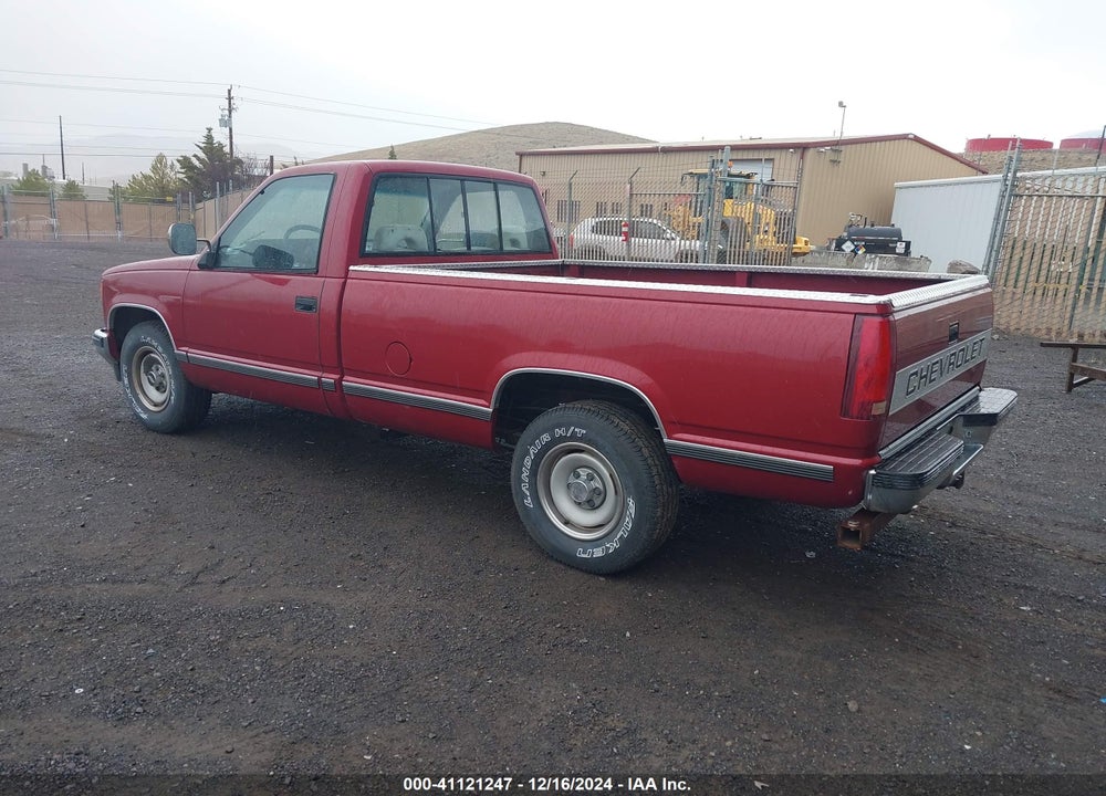 1992 CHEVROLET GMT-400 C2500 VIN: 1GCFC24K5NE222620